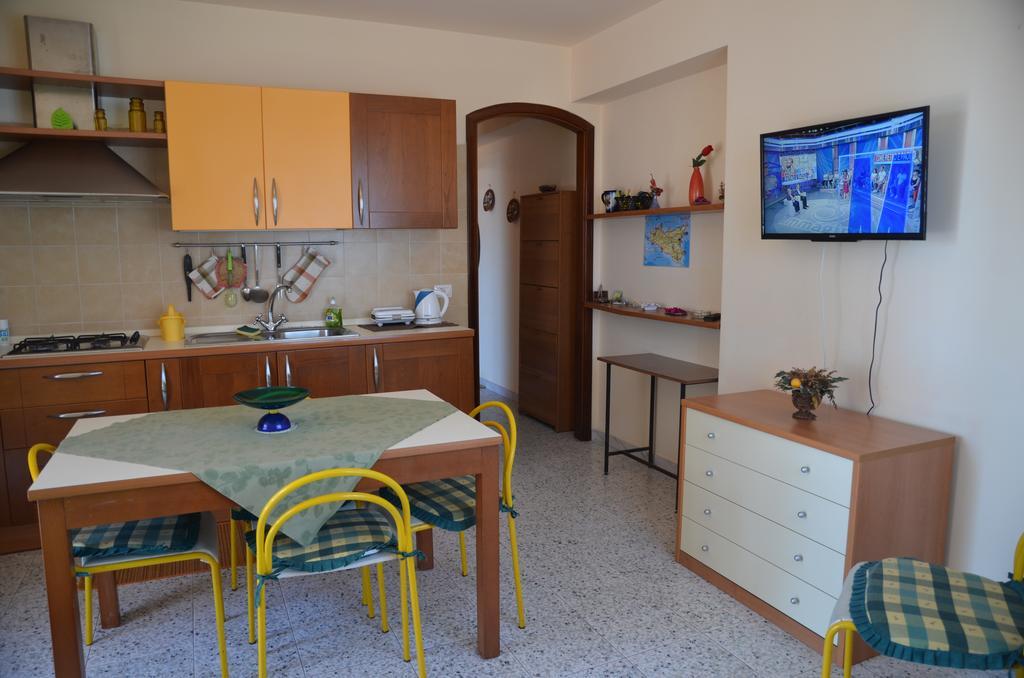 Casa Susanna Fondachello  Kültér fotó