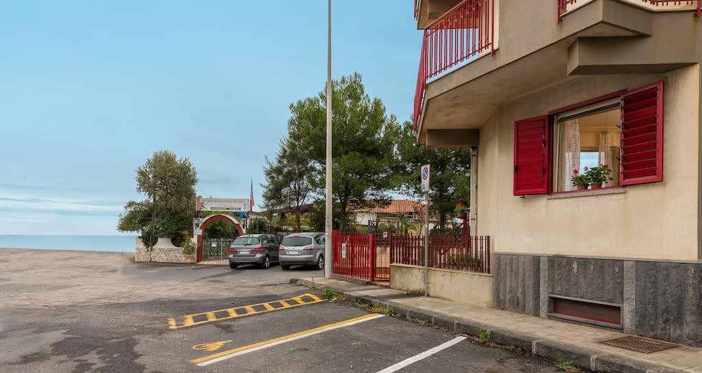 Casa Susanna Fondachello  Kültér fotó